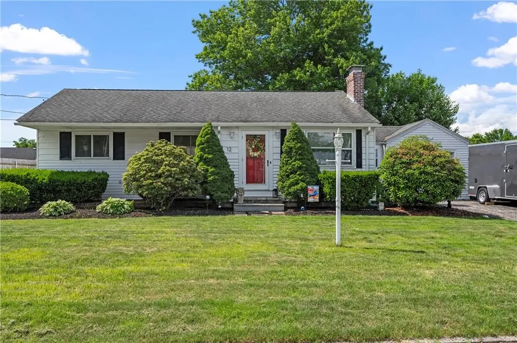 12 Commodore Avenue Warwick RI 02888
