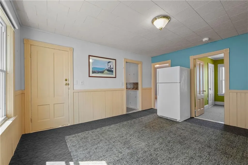 122 Sylvian Street Central Falls RI 02863