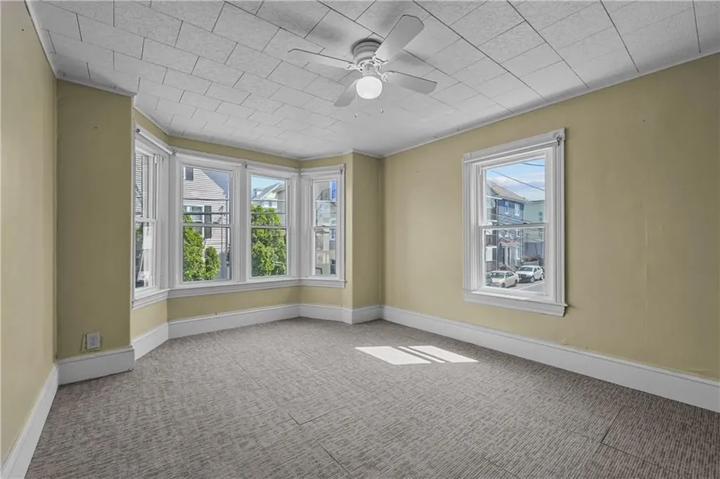 122 Sylvian Street Central Falls RI 02863
