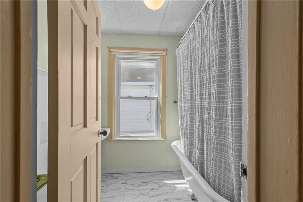 122 Sylvian Street Central Falls RI 02863