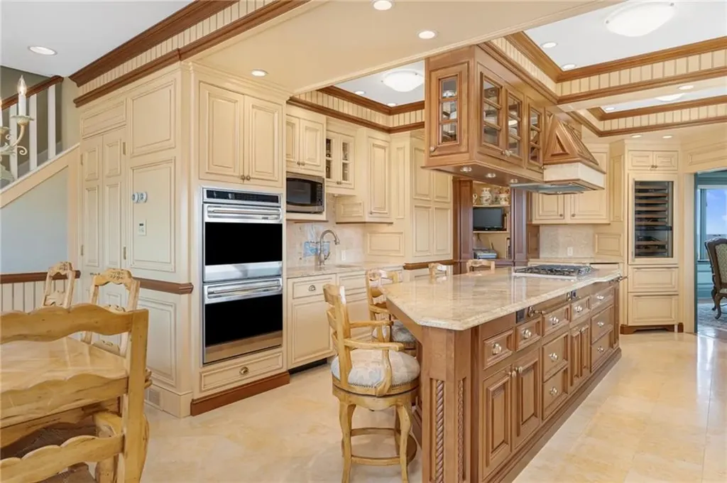 8 Manatuck Avenue Westerly RI 02891
