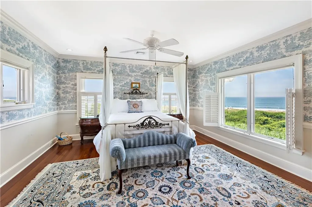 8 Manatuck Avenue Westerly RI 02891
