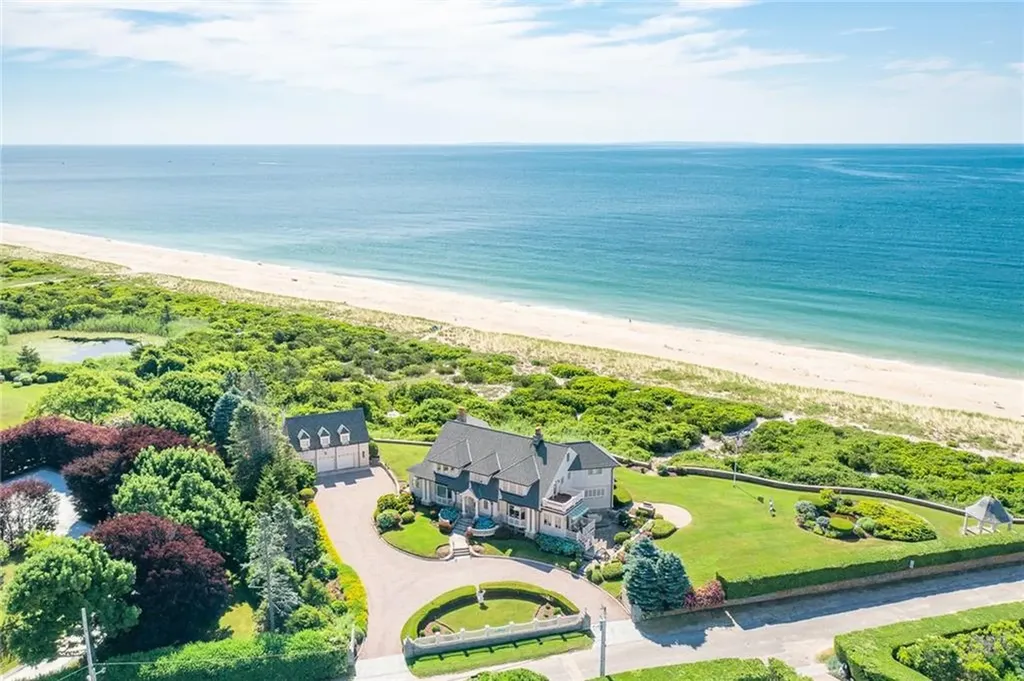 8 Manatuck Avenue Westerly RI 02891