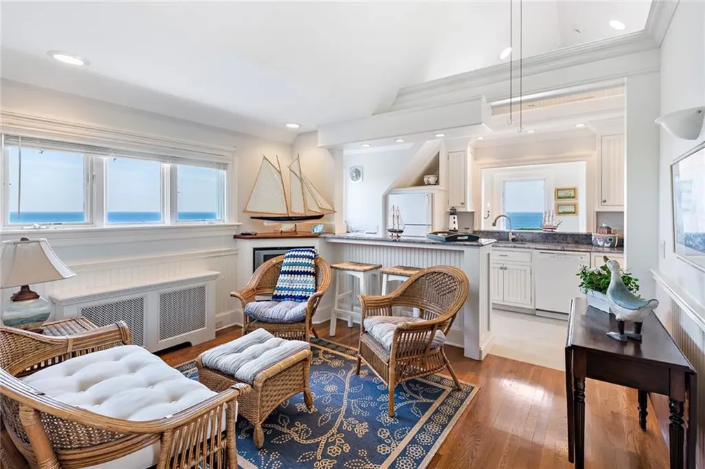 8 Manatuck Avenue Westerly RI 02891
