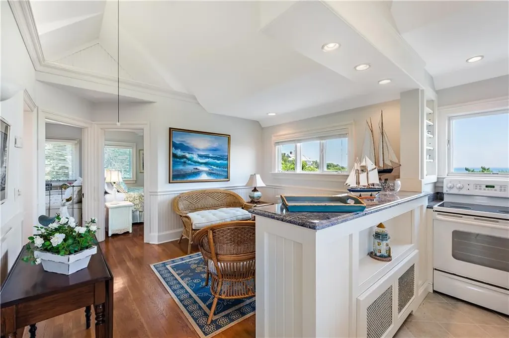 8 Manatuck Avenue Westerly RI 02891