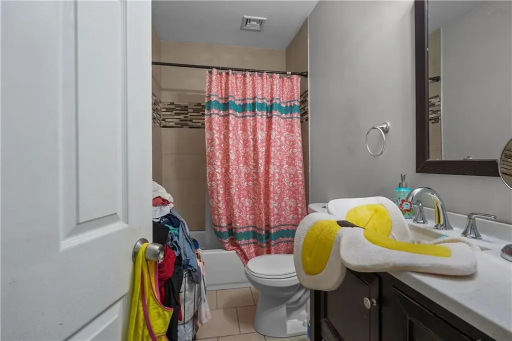 12 Magnolia Street Pawtucket RI 02860