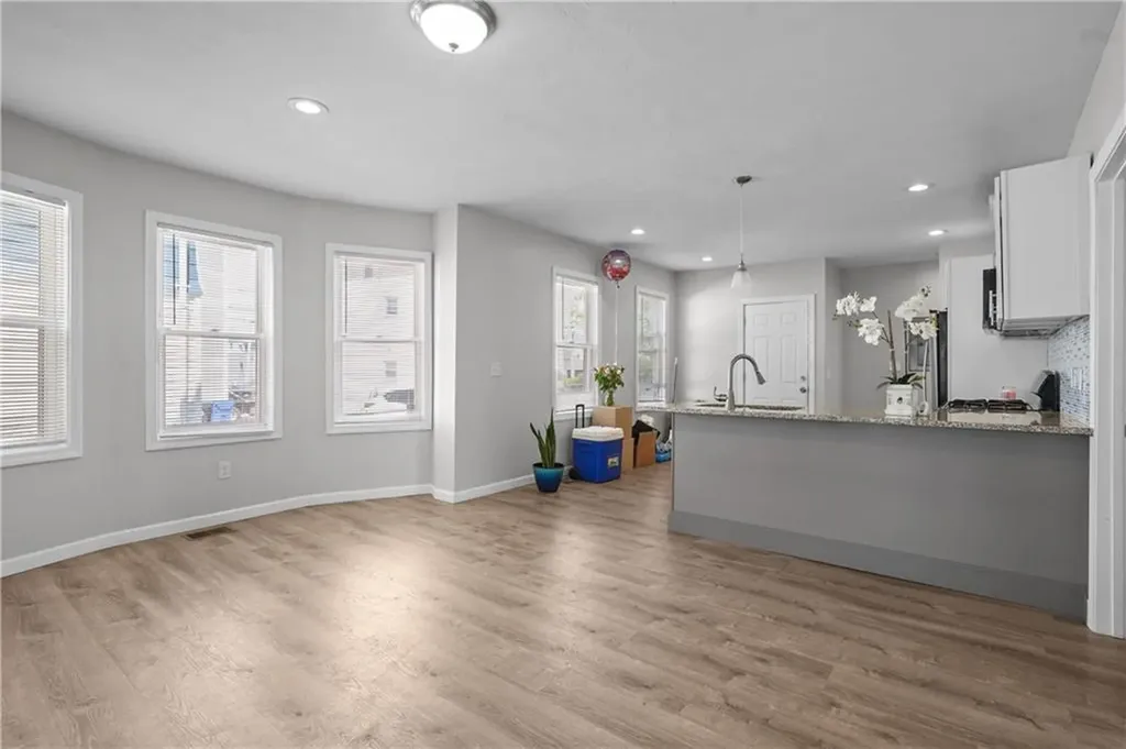 12 Magnolia Street Pawtucket RI 02860