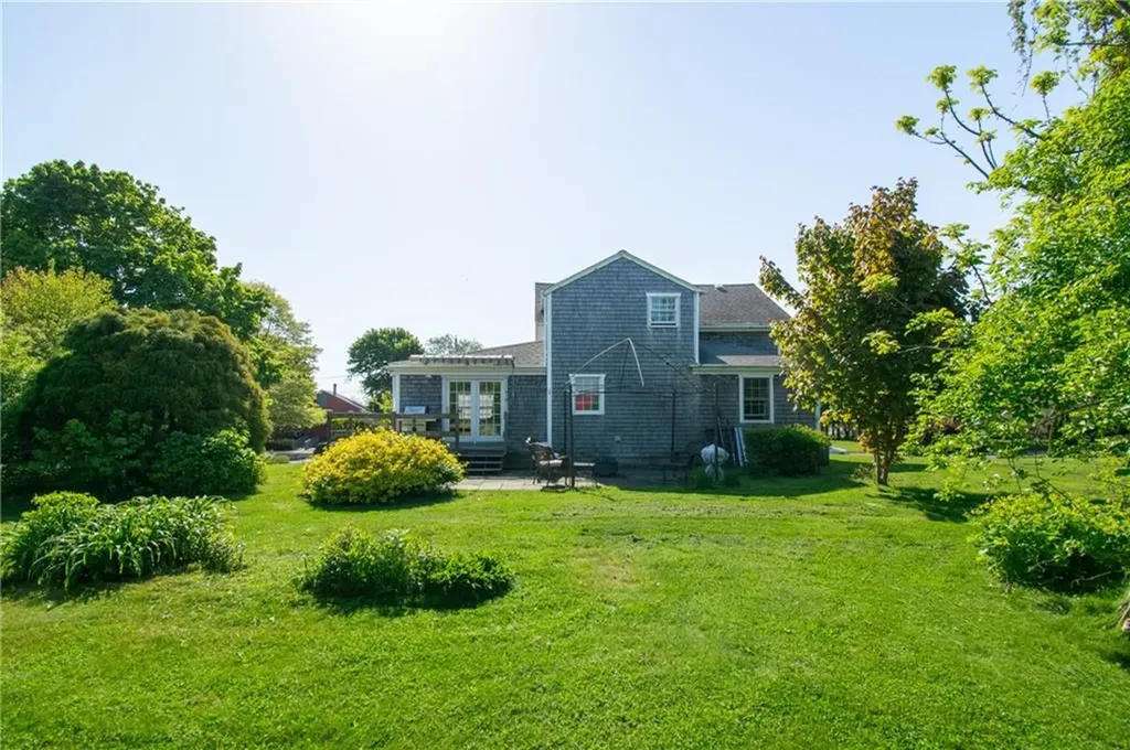 37 Independence Court Portsmouth RI 02871