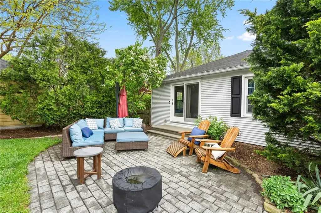 135 Albert Avenue Cranston RI 02905