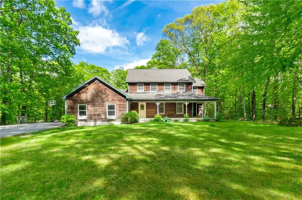 189 Little Pond County Road Cumberland RI 02864