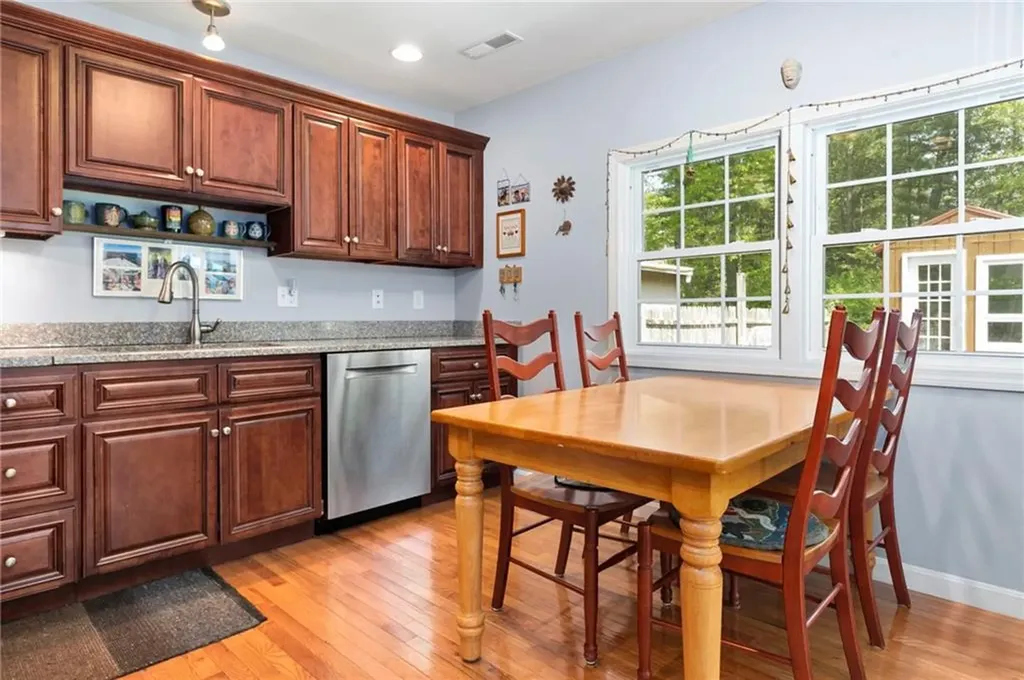 200 East Shore Drive Exeter RI 02822
