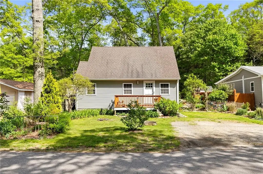 200 East Shore Drive Exeter RI 02822