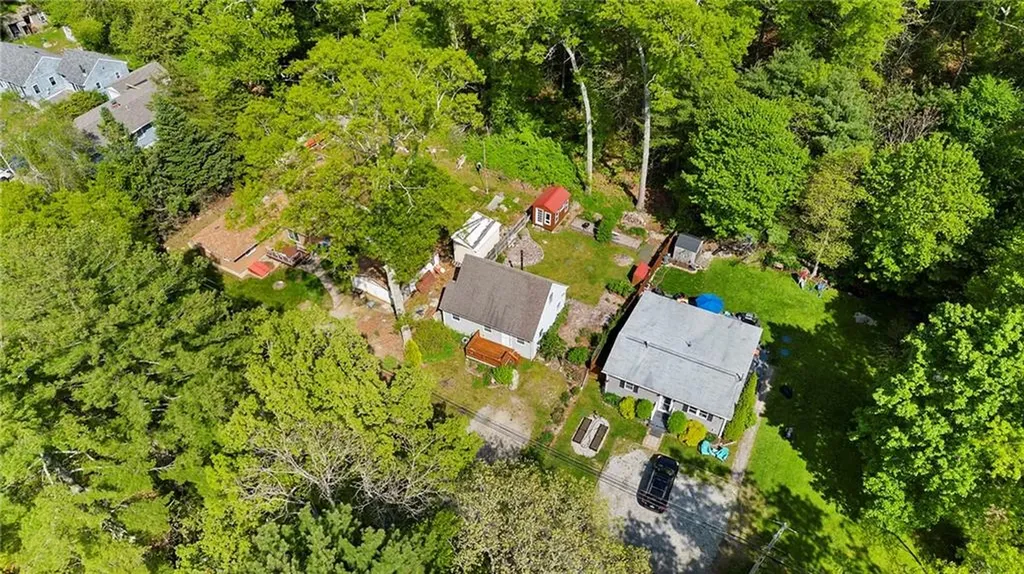 200 East Shore Drive Exeter RI 02822