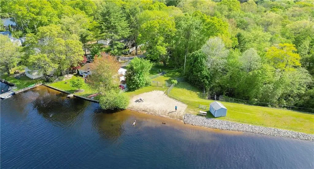 200 East Shore Drive Exeter RI 02822