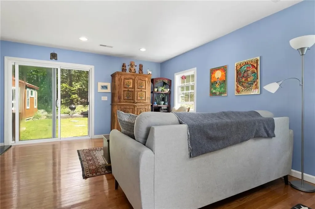 200 East Shore Drive Exeter RI 02822