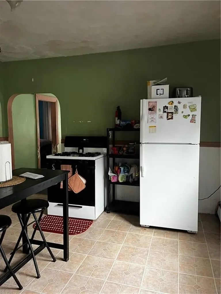 800 Douglas Avenue Providence RI 02908