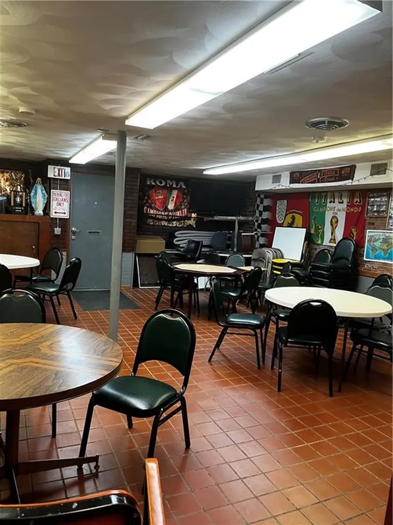 800 Douglas Avenue Providence RI 02908
