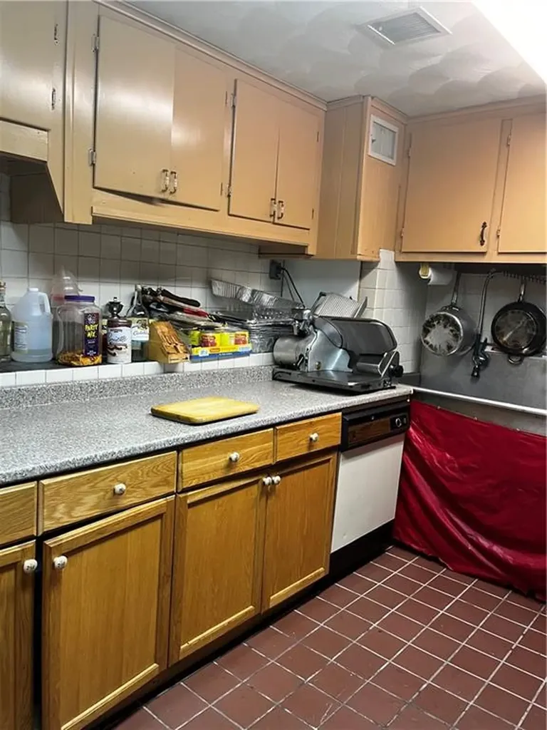 800 Douglas Avenue Providence RI 02908