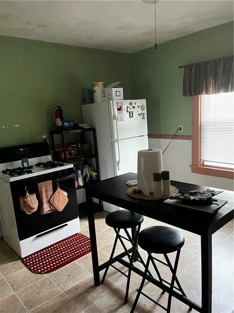 800 Douglas Avenue Providence RI 02908