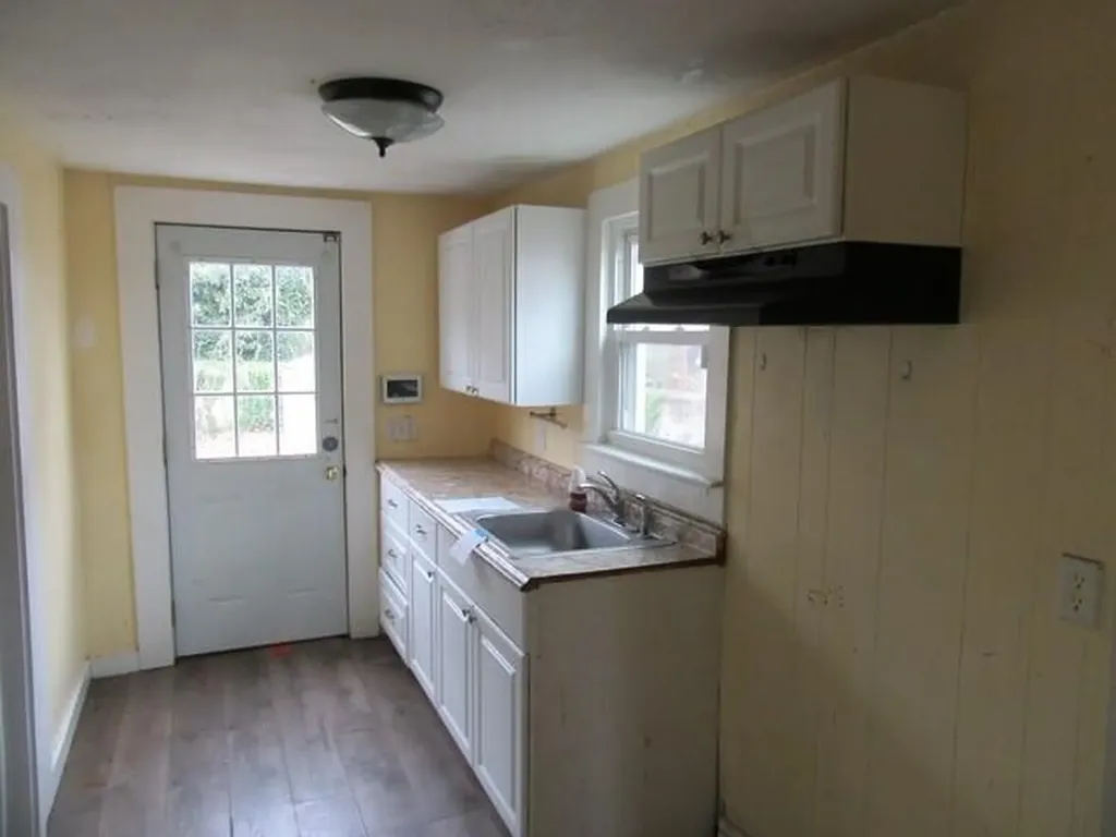 12 Arthur Street West Warwick RI 02893
