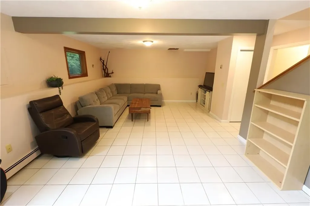 402 Sampan Avenue Jamestown RI 02835