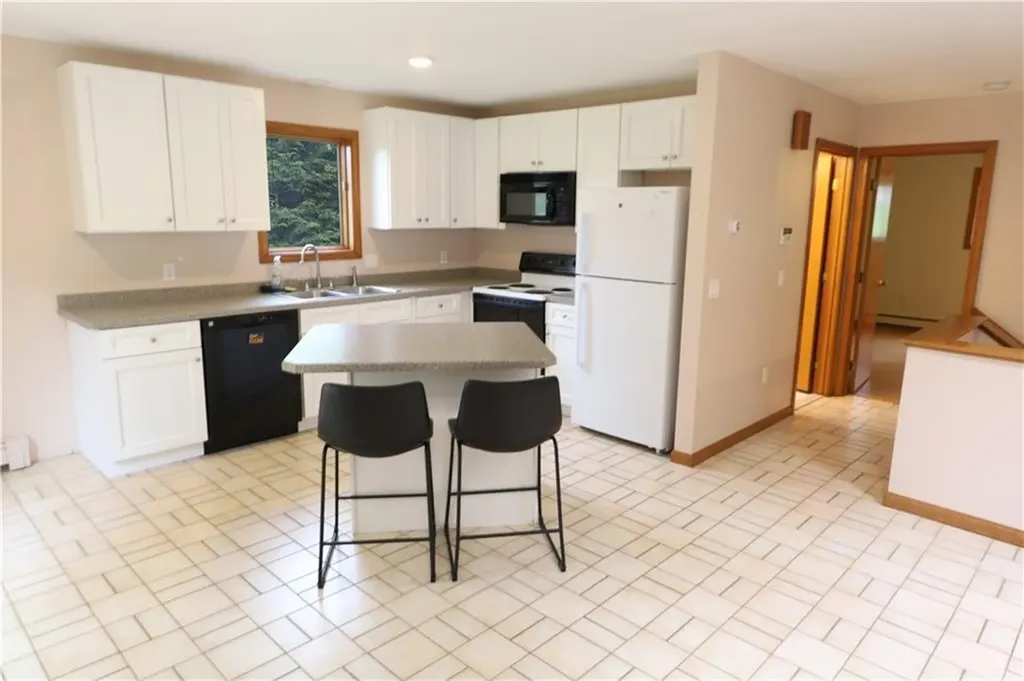 402 Sampan Avenue Jamestown RI 02835
