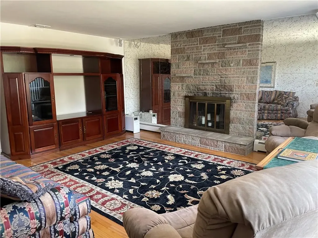 28 Cooper Street North Providence RI 02904