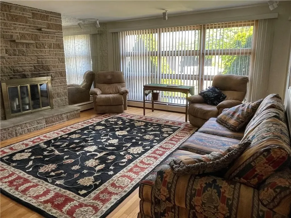28 Cooper Street North Providence RI 02904