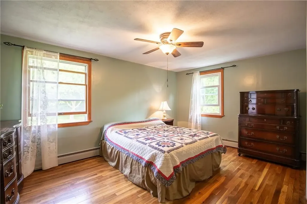 25 Cheryl Avenue Portsmouth RI 02871