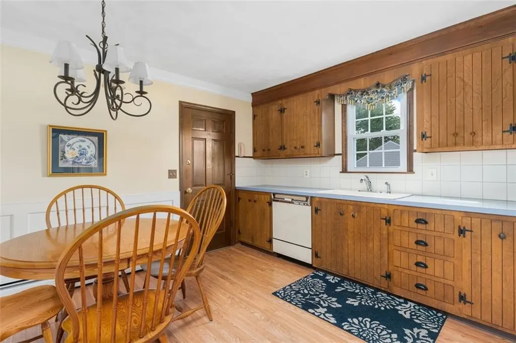 32 Carriage Way North Providence RI 02904