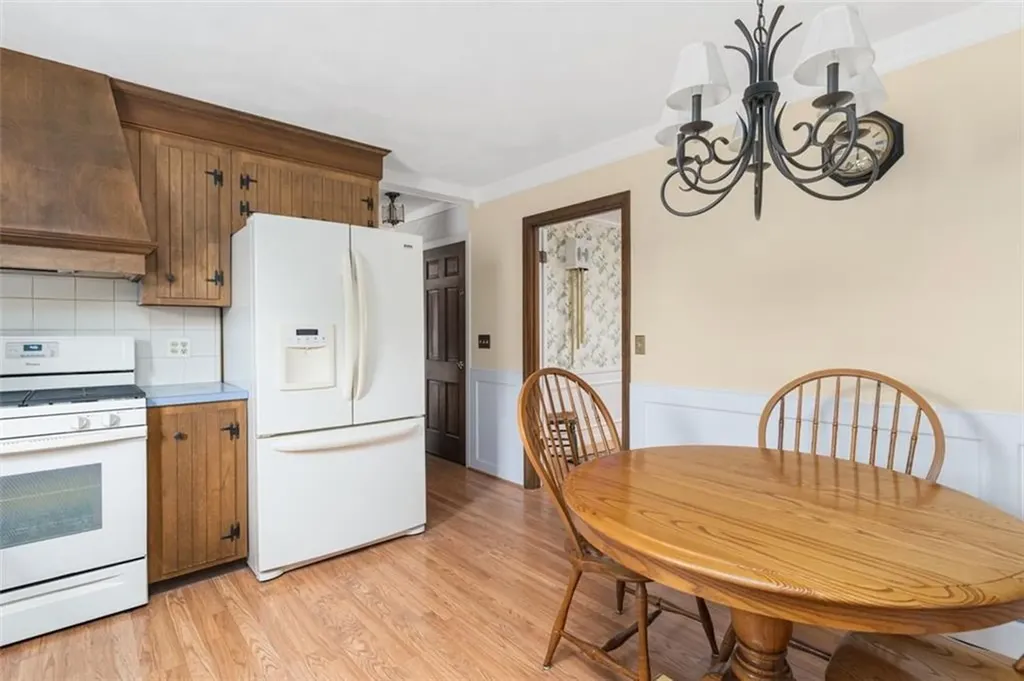 32 Carriage Way North Providence RI 02904