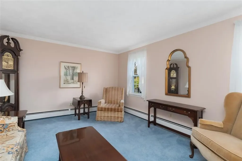 32 Carriage Way North Providence RI 02904