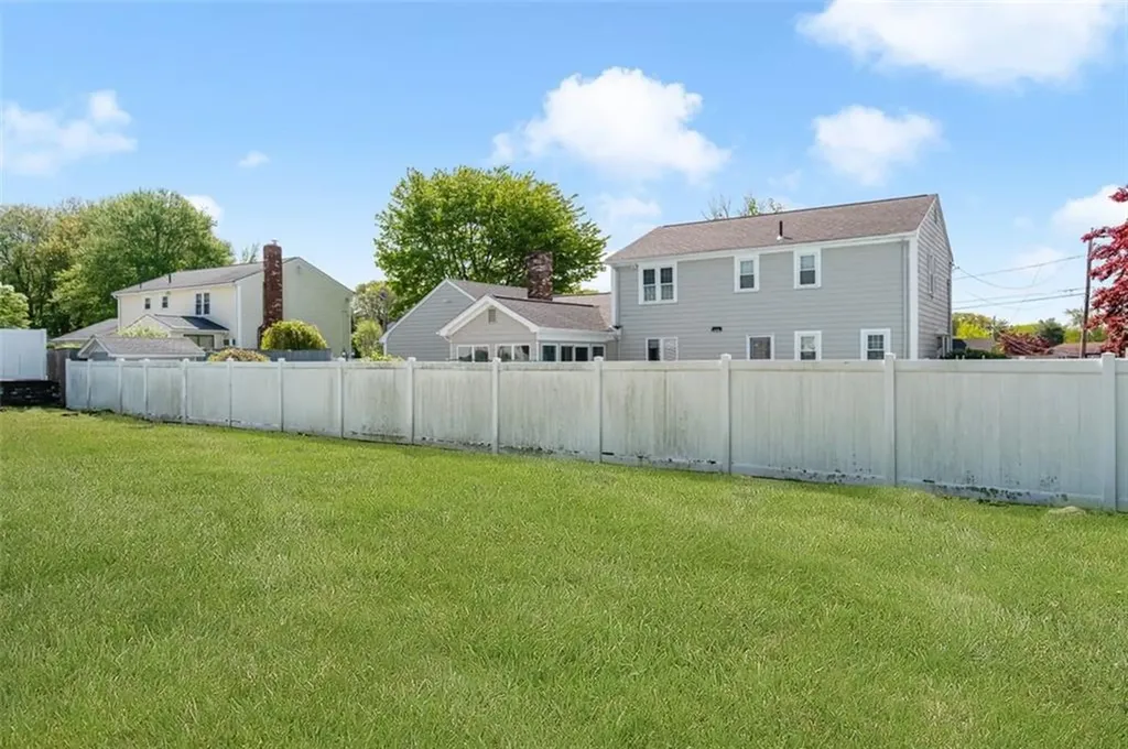 32 Carriage Way North Providence RI 02904