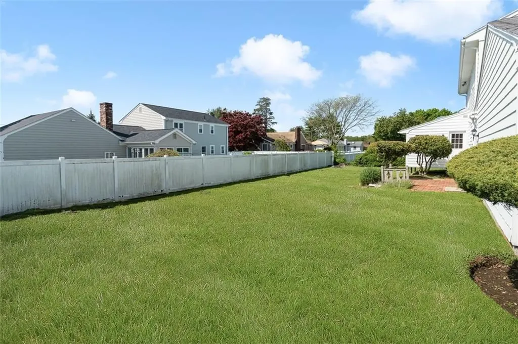 32 Carriage Way North Providence RI 02904