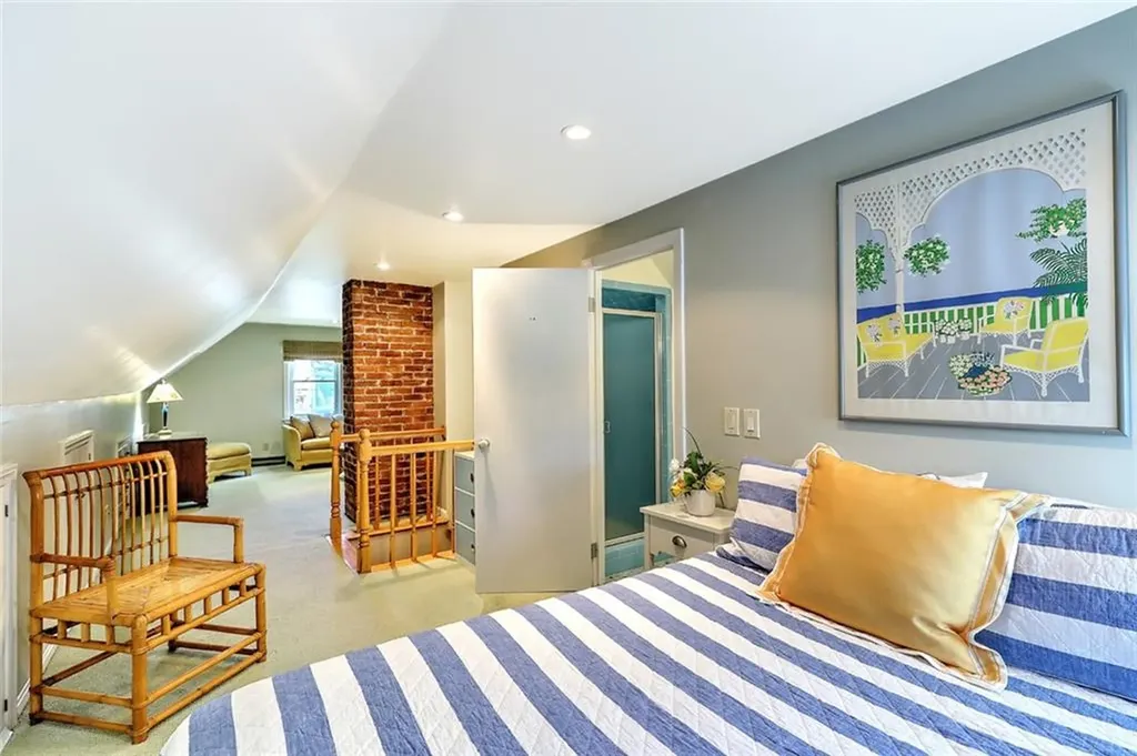 20 Winthrop Drive Barrington RI 02806