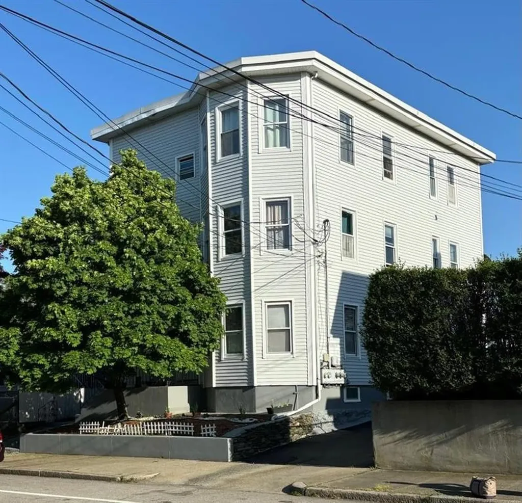 95 97 Benefit Street Pawtucket RI 02861