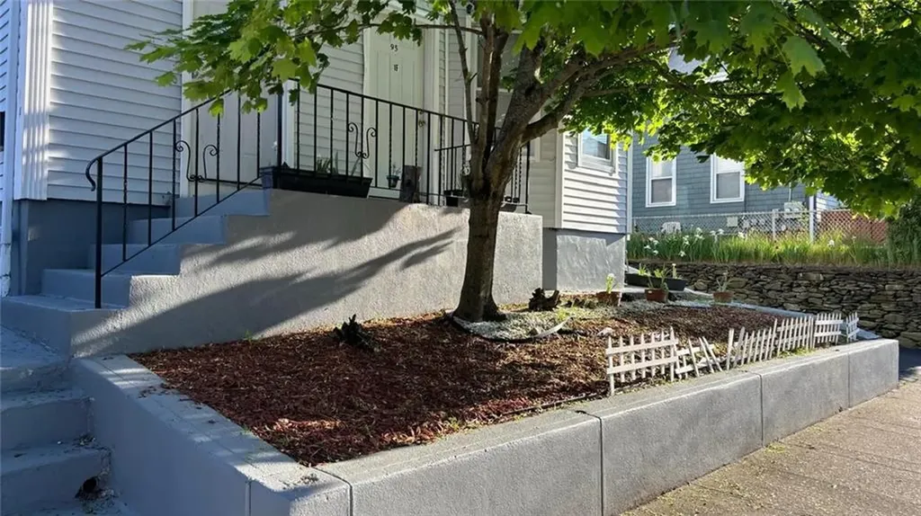 95 97 Benefit Street Pawtucket RI 02861