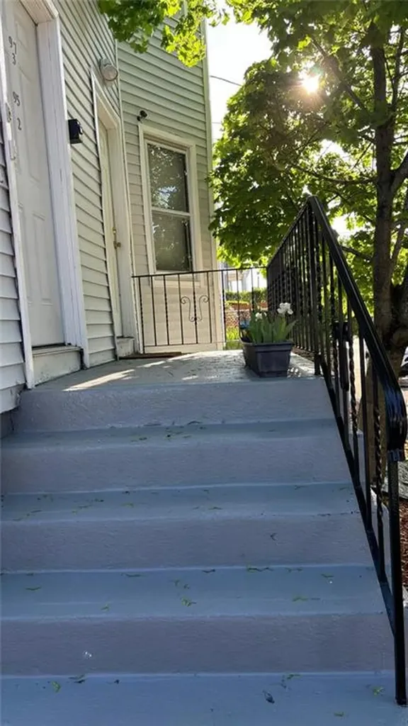 95 97 Benefit Street Pawtucket RI 02861