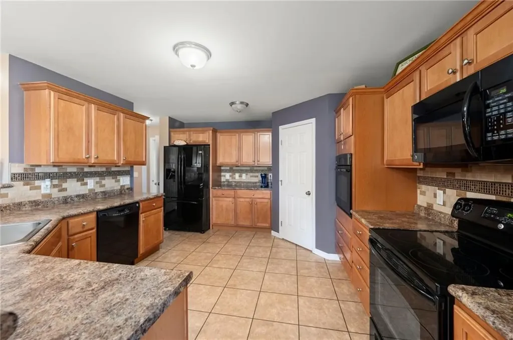 32 Cypress Avenue Narragansett RI 02882