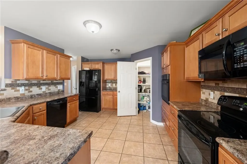 32 Cypress Avenue Narragansett RI 02882