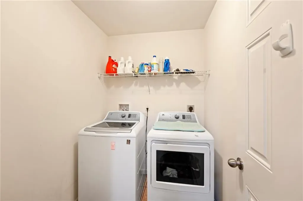 32 Cypress Avenue Narragansett RI 02882