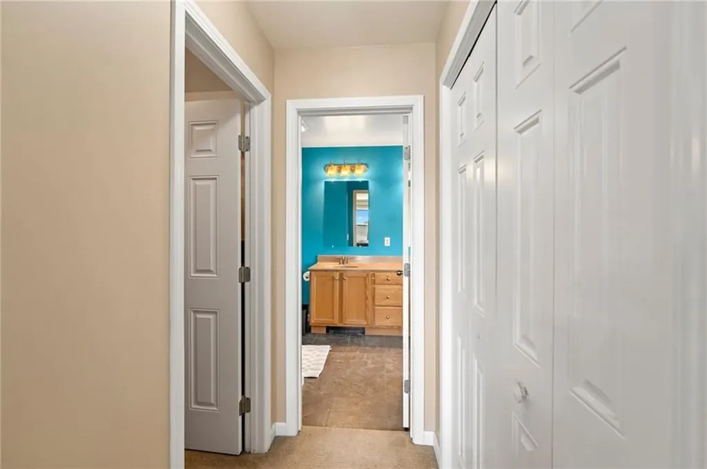 32 Cypress Avenue Narragansett RI 02882