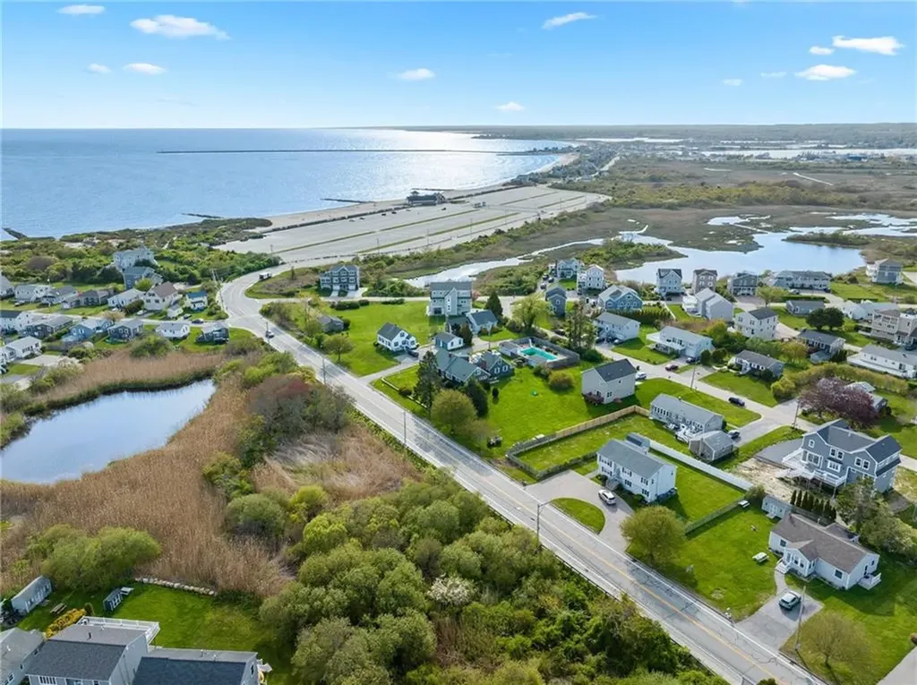 32 Cypress Avenue Narragansett RI 02882