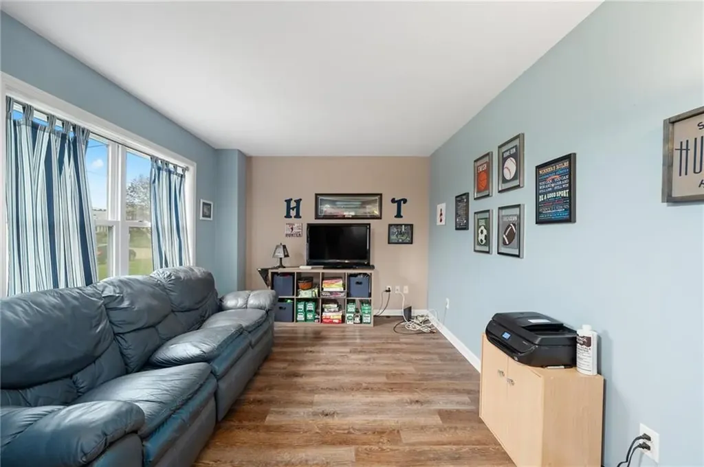 32 Cypress Avenue Narragansett RI 02882