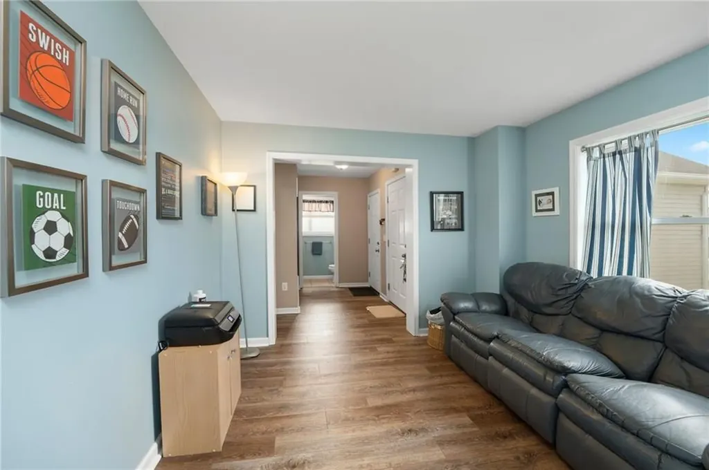 32 Cypress Avenue Narragansett RI 02882