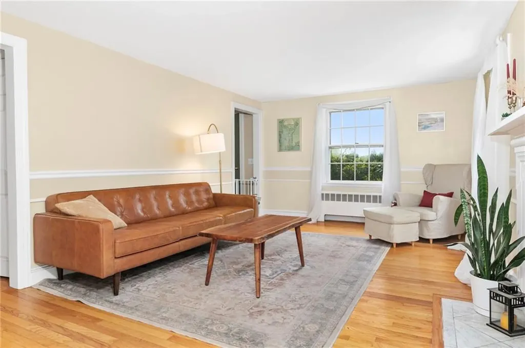 550 County Road Barrington RI 02806