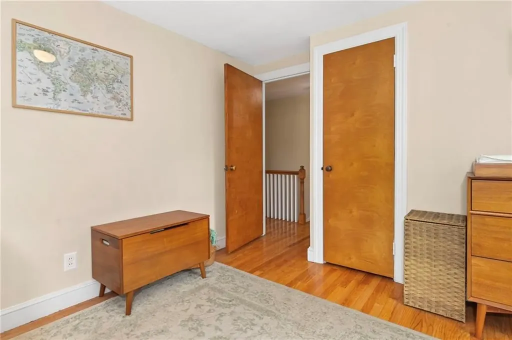 550 County Road Barrington RI 02806