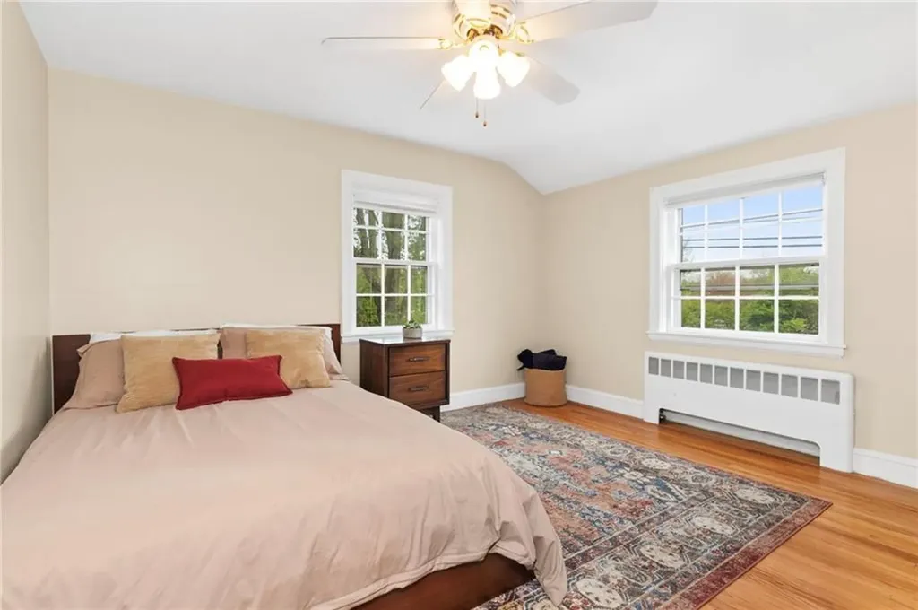 550 County Road Barrington RI 02806