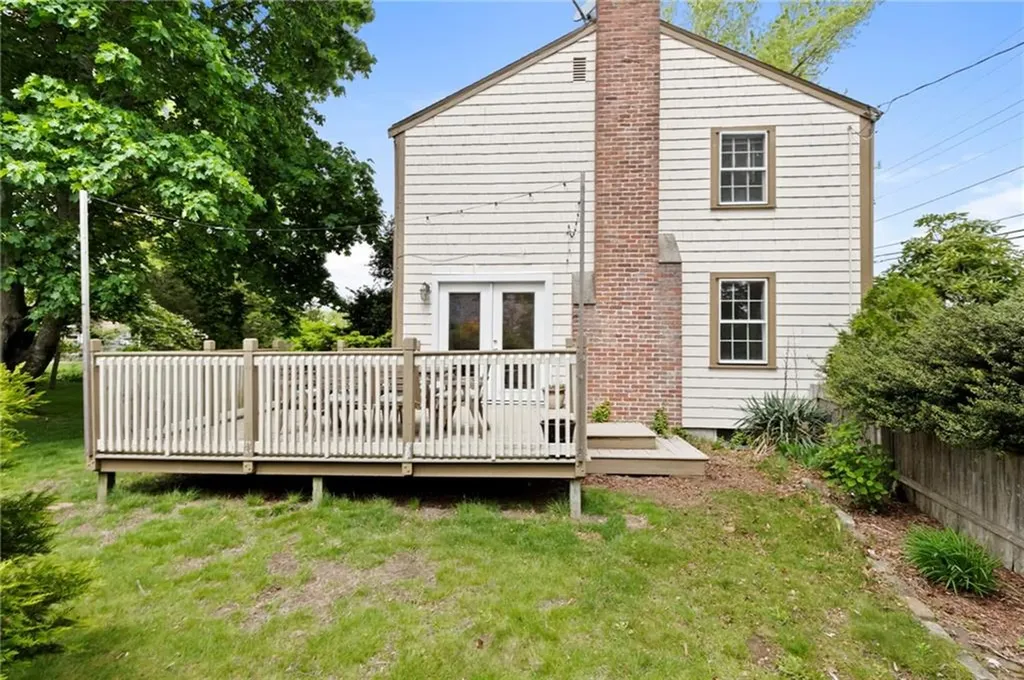550 County Road Barrington RI 02806