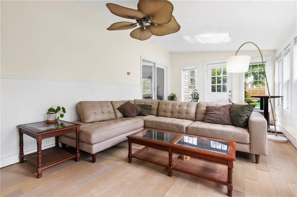 550 County Road Barrington RI 02806